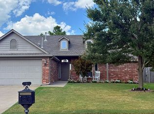 5 E 157th Pl S #18-101, Glenpool, OK 74033