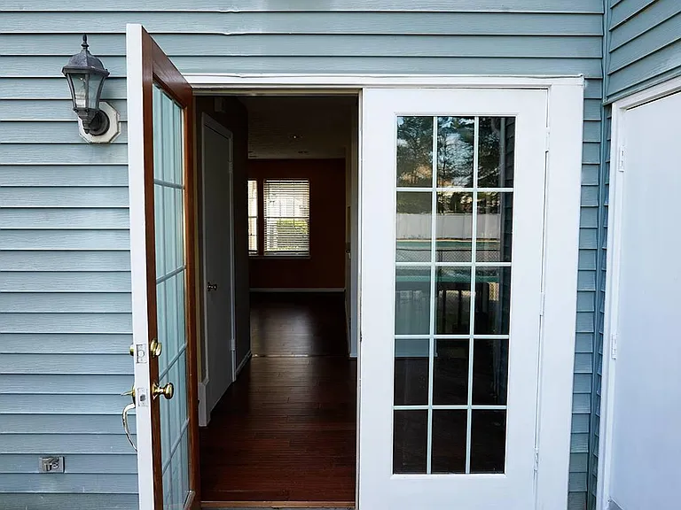 18028 Ohara Cir — Photo 19