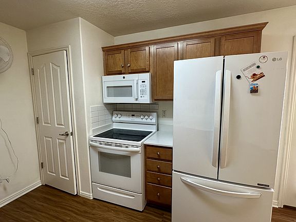 4th image of 3694 S Crespi Ct #15C-1