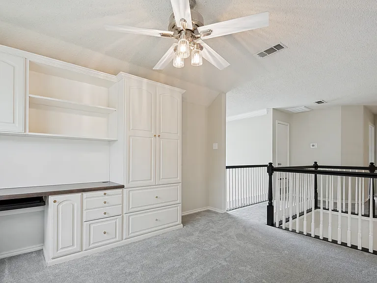 6137 Pebble Creek Dr — Photo 19