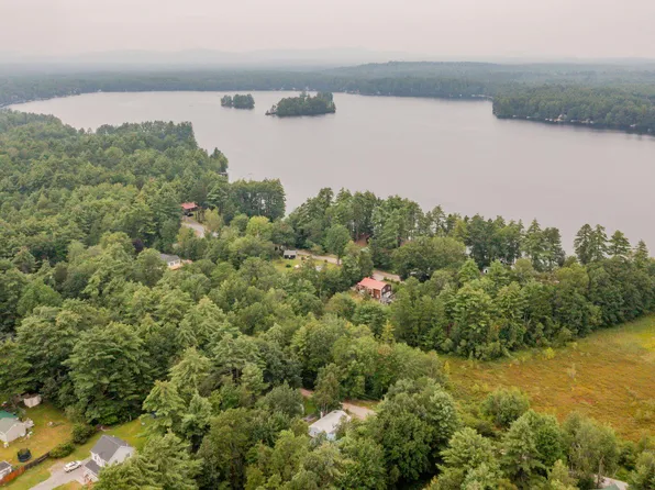 23 Dorothy Drive, Standish, ME 04084