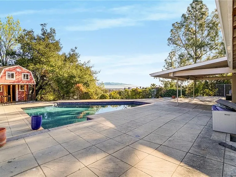 16922 Oak View Dr — Photo 18