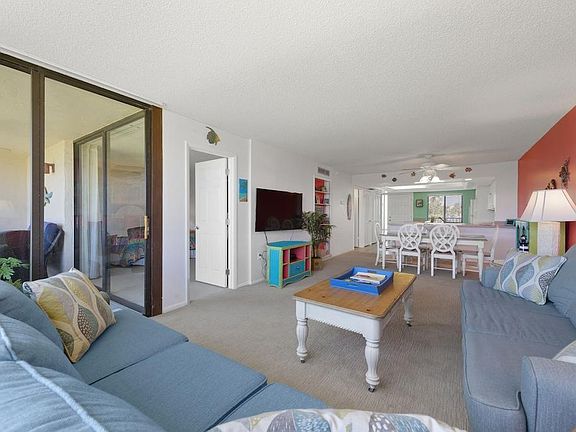 4th image of 979 E Gulf Dr Unit 313