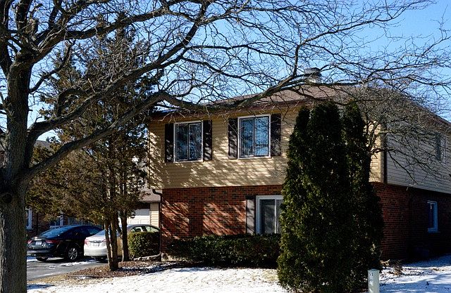 1st image of 16730 Lakewood Dr