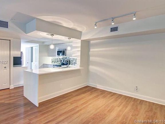 3rd image of 3565 NE 207th St #2209
