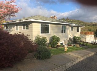 900 W 23rd St, The Dalles, OR