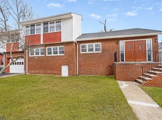 221 W End Ave, Hopatcong, NJ 07843