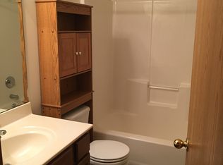 102 Aubree Ct #B, Monett, MO 65708