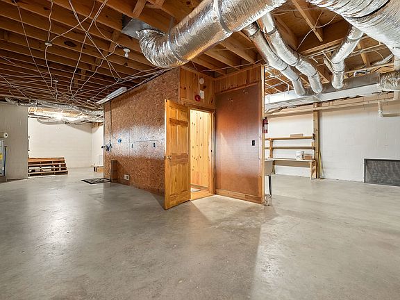 30th image of this home