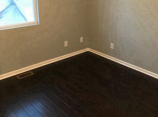 513 1/2 15th St, Bedford, IN 47421