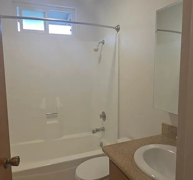 415 & 417 N Kentucky St — Photo 31