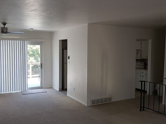 2nd image of 1365 Edinboro Dr