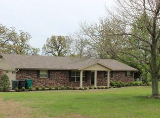 1130 Klenc Rd, Springdale, AR 72762