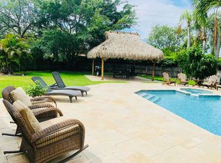 16774 Golfview Dr, Fort Lauderdale, FL 33326