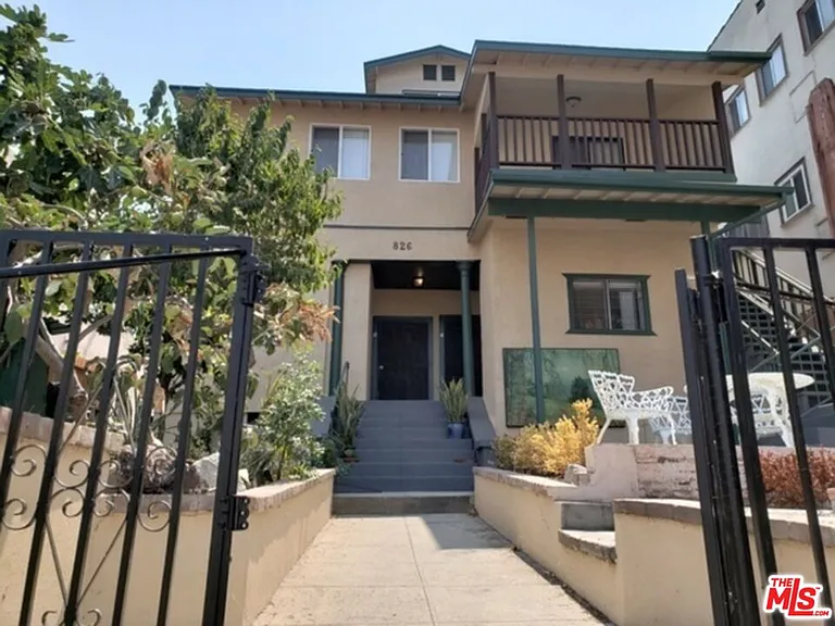 826 S Park View St #1 — Photo 6