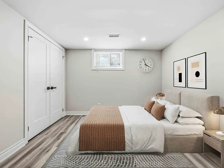 1 Mozart Ave — Photo 34