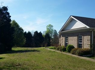 111 Stonebridge Rd, Florence, AL 35633