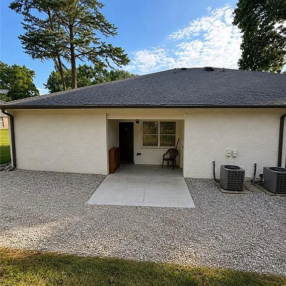 1116 Summer Brook Rd — Photo 21