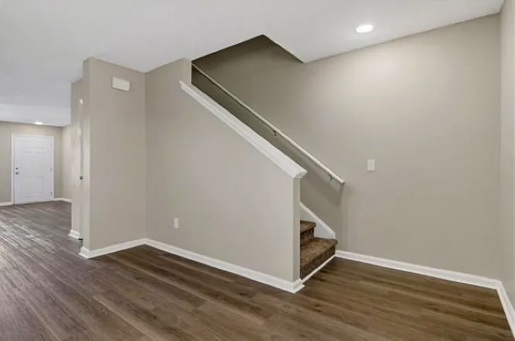 1016 Deerberry Rd — Photo 10