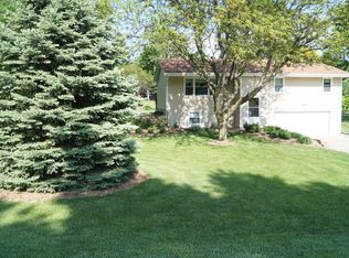10421 N 188th Ave, Bennington, NE 68007