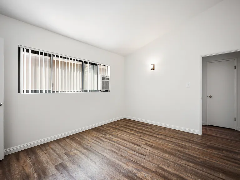 1563 Brockton Ave — Photo 18