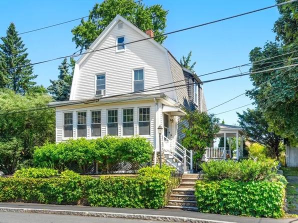 20 Goodell St, Salem, MA 01970