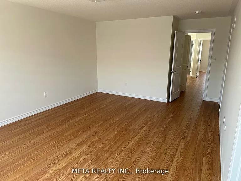 34 Durham Ave — Photo 16