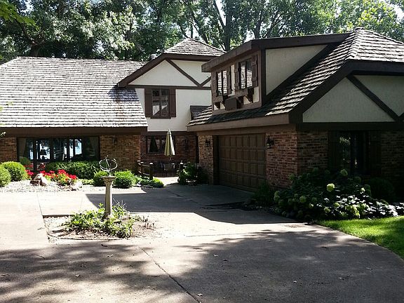 your beautiful lake home