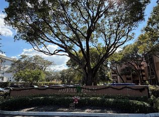 6800 Cypress Rd APT 511, Plantation, FL 33317