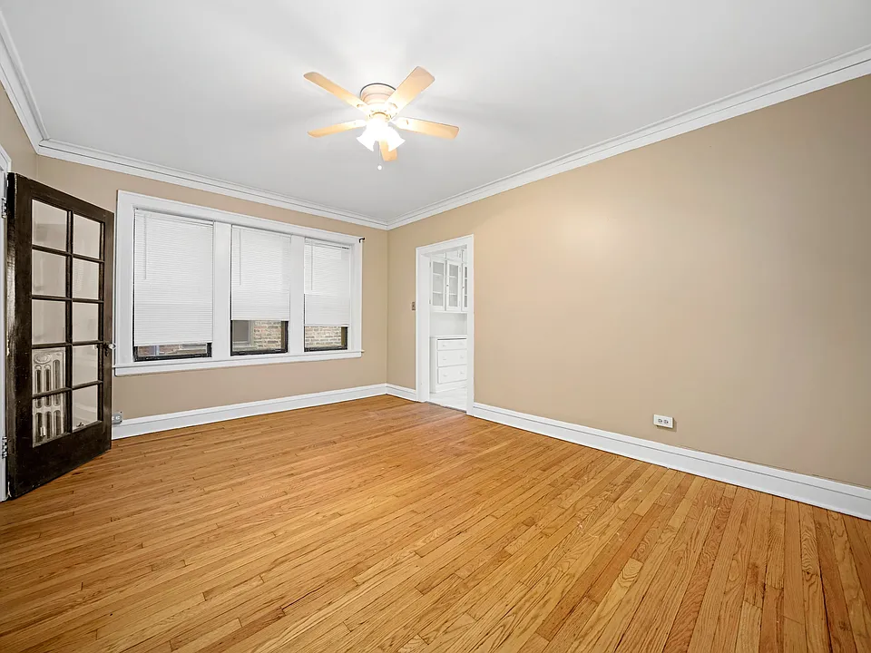 230 Elmwood Ave #2S