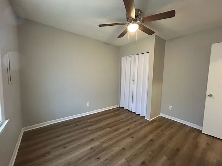 119A Calvin Ct — Photo 3
