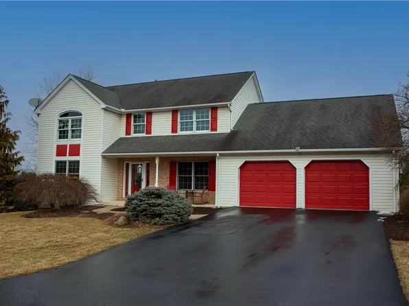 5315 Debra Dr, Schnecksville, PA 18078