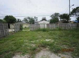 310 S B St, Lake Worth, FL 33460