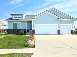 5215 Bulldog Ave, Van Meter, IA 50261