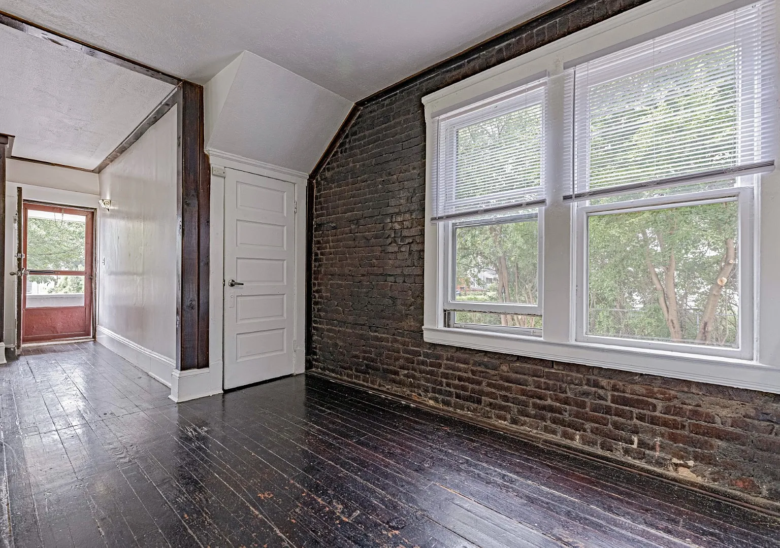 2 bed, 600 sqft, $1,695 — Photo 1
