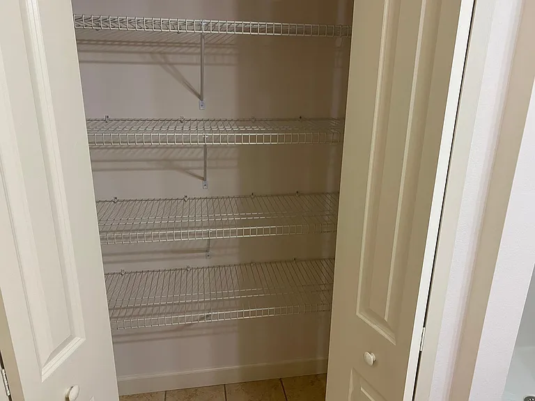 1020 Notting Hill Ct — Photo 22