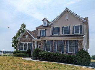 15 Bella Vista Dr, Mechanicsburg, PA 17050