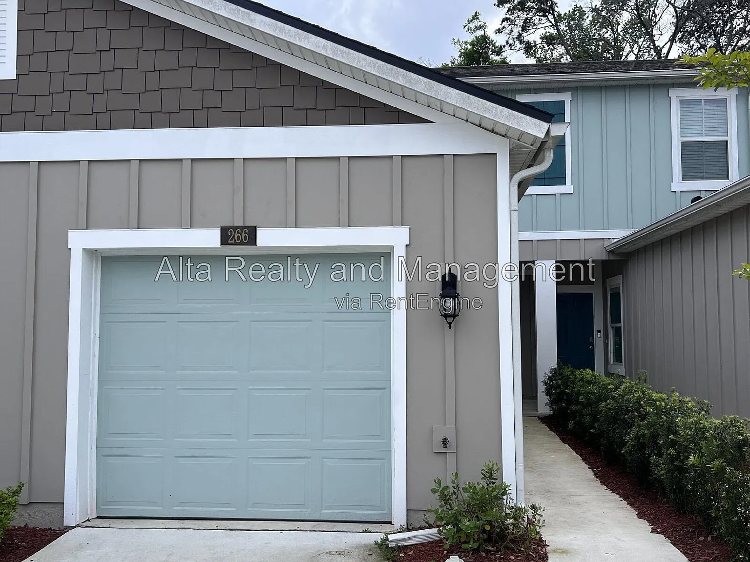 2 bed, 2.5 bath, 1202 sqft, $1,695 — Photo 3
