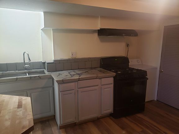 4th image of 117 Philip St