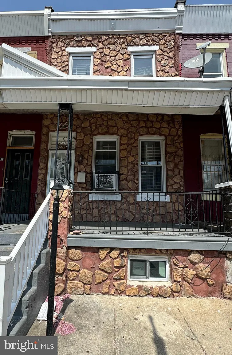 5841 Race St photo 1