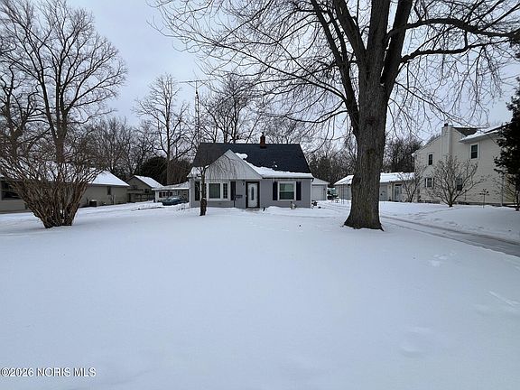 2nd image of 6015 Livingston Dr