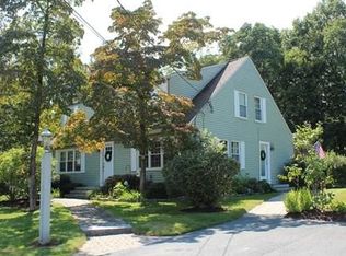 8 Curtis Rd, Hopkinton, MA 01748