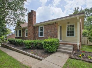 3033 Blackwood Dr, Nashville, TN 37214