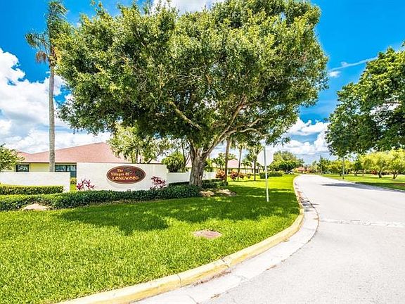 4th image of 1458 N Lawnwood Cir APT 26C
