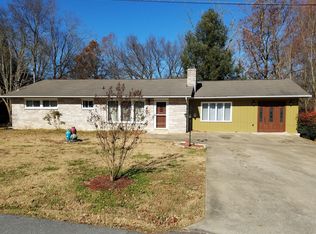 1433 Cherokee Cir, Sevierville, TN 37862