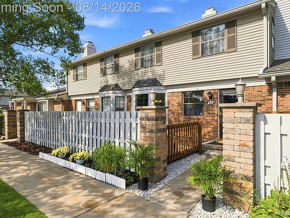 2nd image of 2101 Vine Way Dr APT 93
