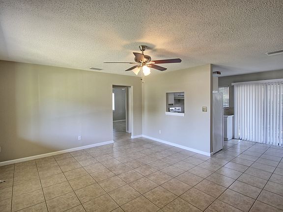 3rd image of 2806 Wadsworth Ave APT A