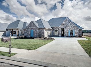 1116 Old Court Xing, Flowood, MS 39232