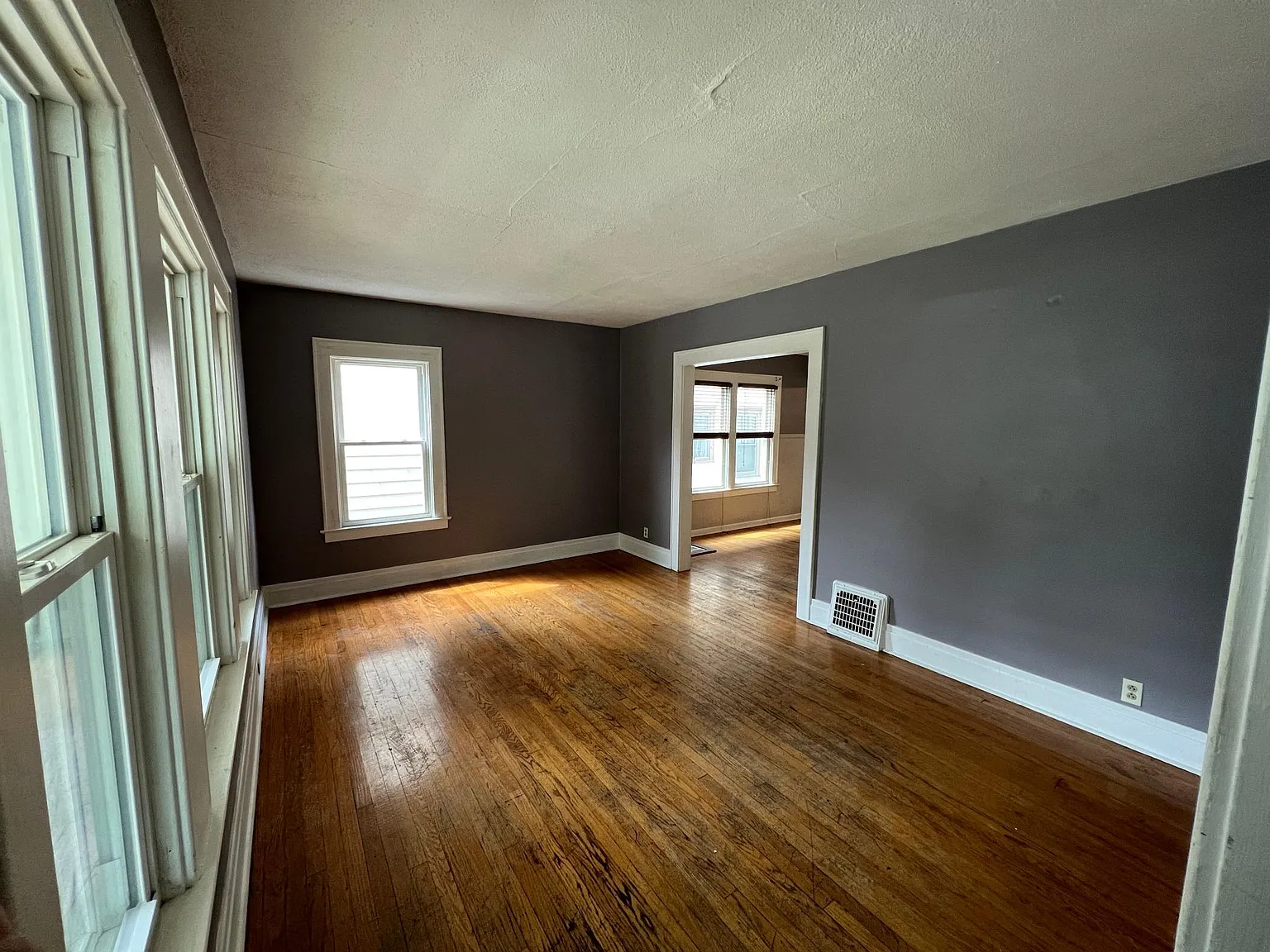 707 Dewitt St — Photo 1