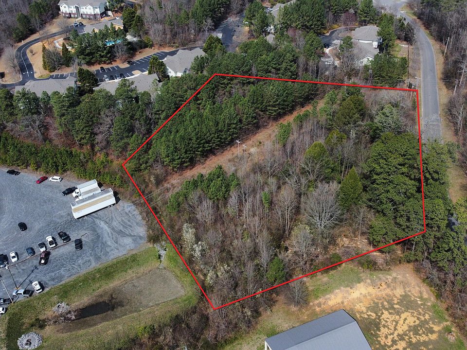 2nd image of 2027 Cleveland Hwy
